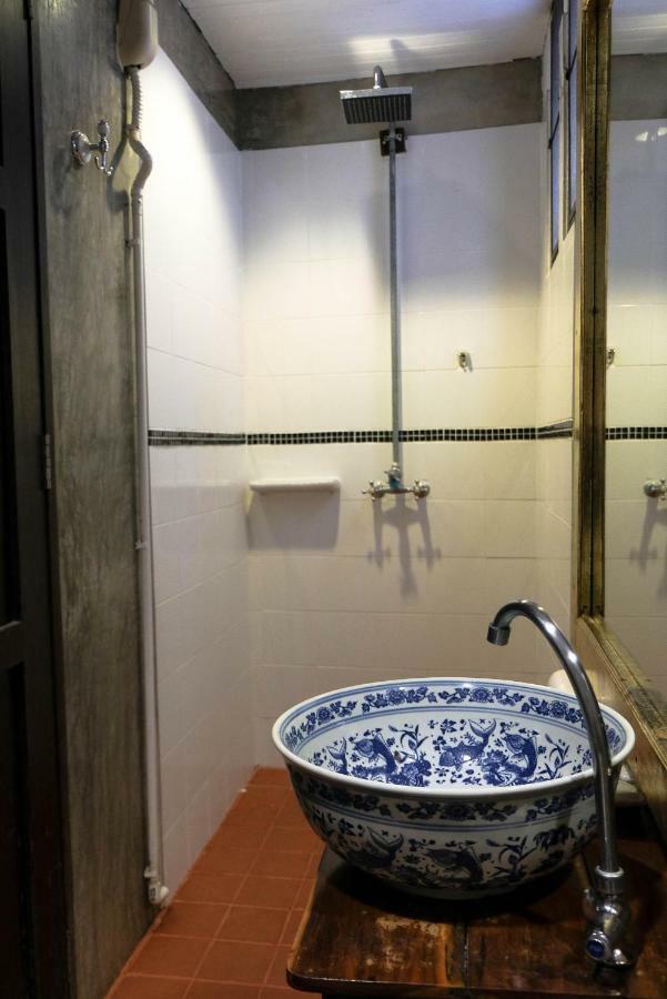 The Travellers Arms Hotel Chiang Mai Ngoại thất bức ảnh