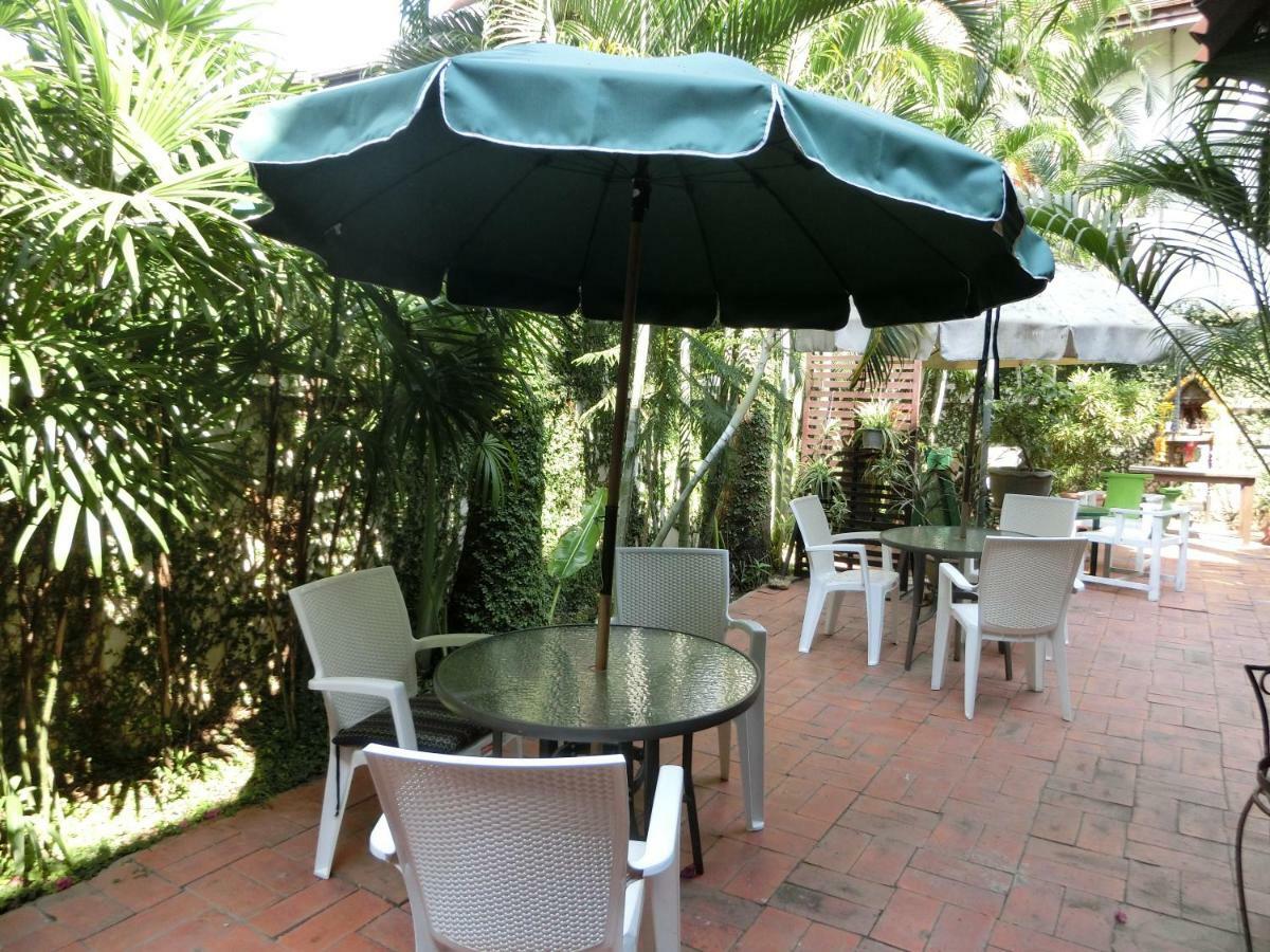 The Travellers Arms Hotel Chiang Mai Ngoại thất bức ảnh
